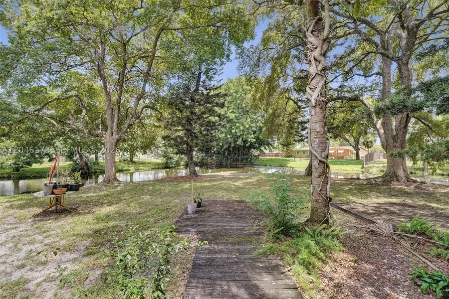 9120 SW 49th St, Cooper City, FL 33328 - #3