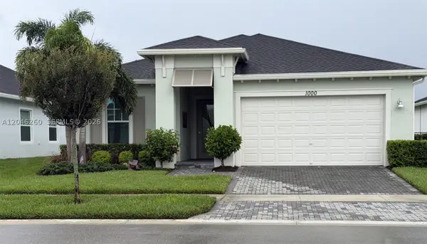 1000 SE Crosswood Way, Port St Lucie, FL 34984