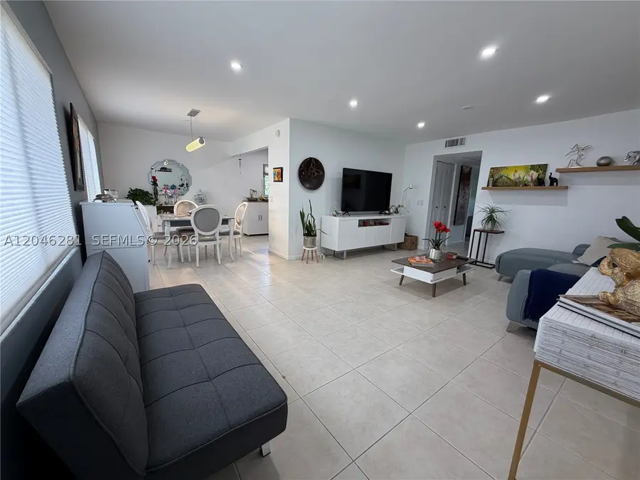 13255 SW 7th Ct #401D, Pembroke Pines, FL 33027 - #3