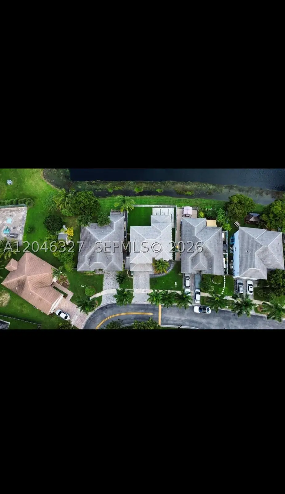 449 SE 31st Ave, Homestead, FL 33033 - #1