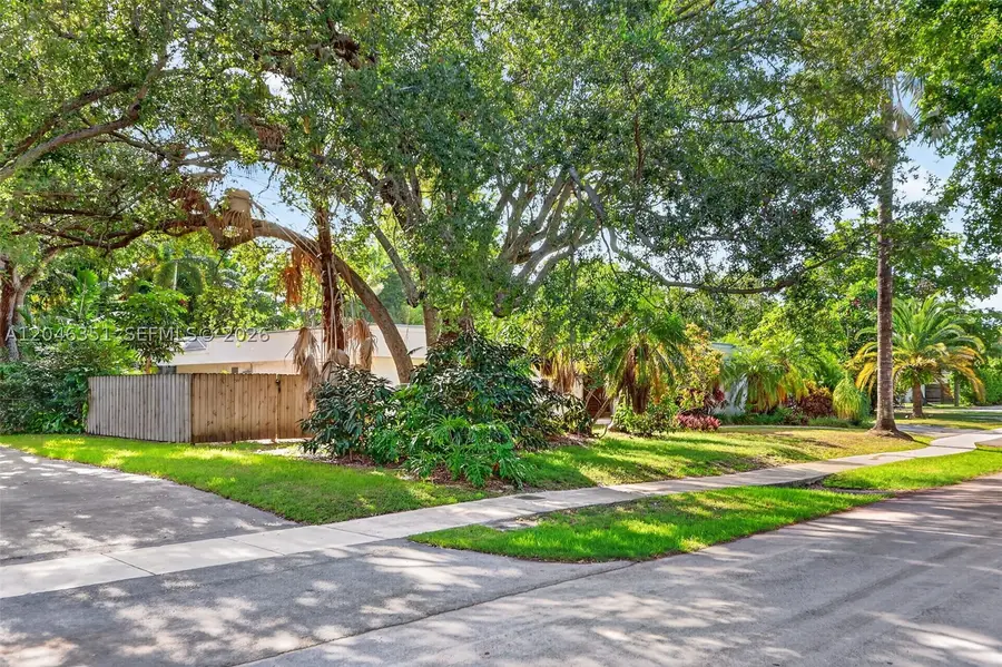 15200 SW 81st Ave, Palmetto Bay, FL 33157 - #3
