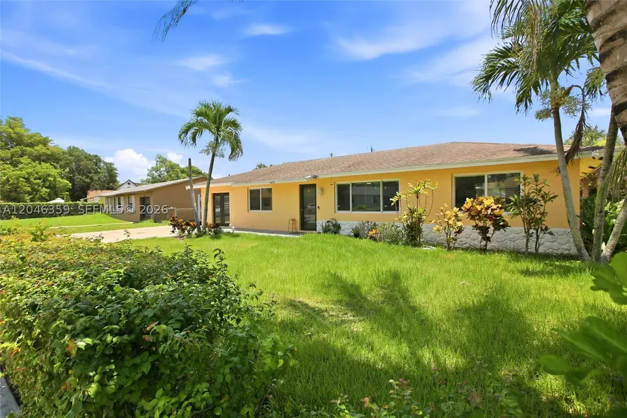 1476 N Mangonia Dr, West Palm Beach, FL 33401 - #3