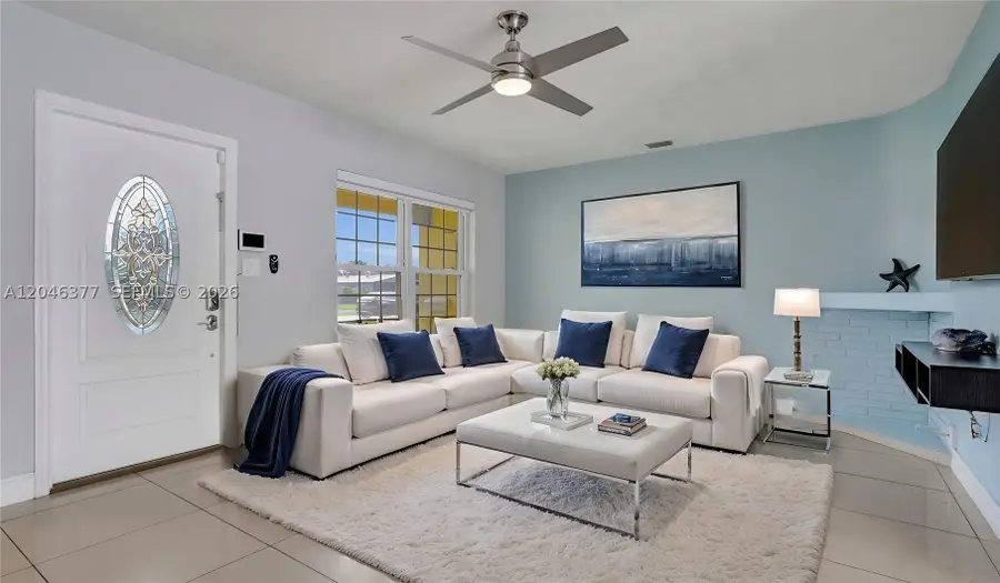 6431 S Coolidge St, Hollywood, FL 33024 - #3