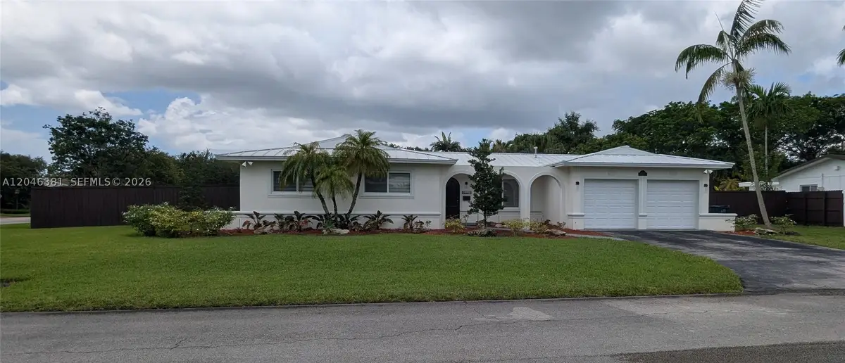 10442 SW 114th St, Miami, FL 33176 - #1