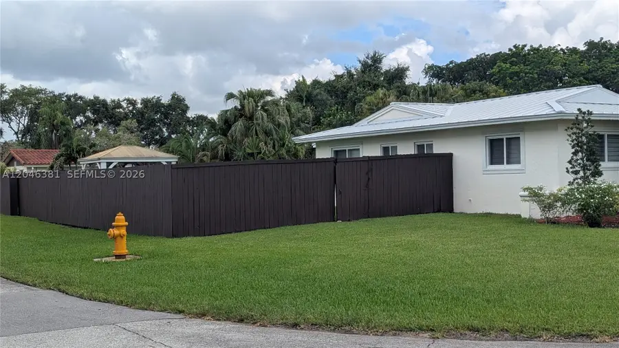 10442 SW 114th St, Miami, FL 33176 - #2