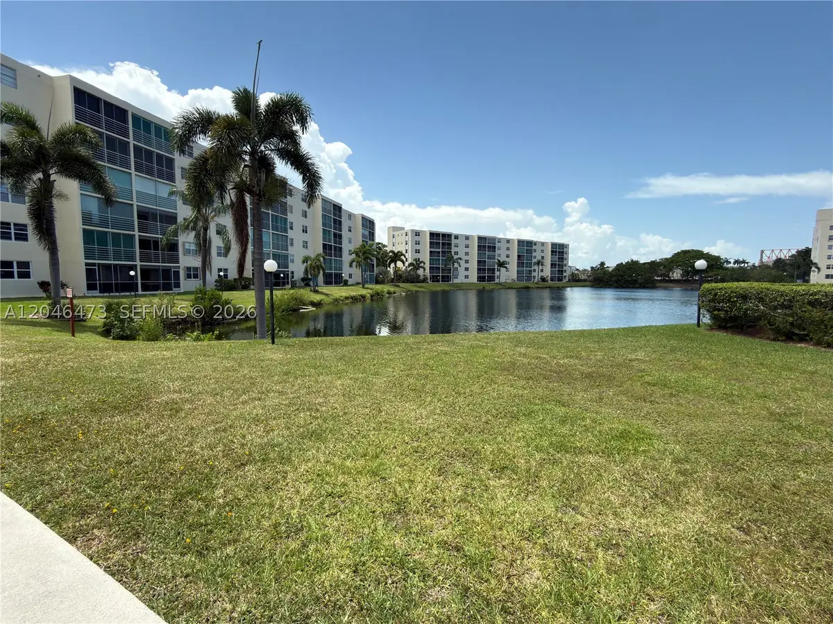 141 SE 3rd Ave #106, Dania Beach, FL 33004 - #1