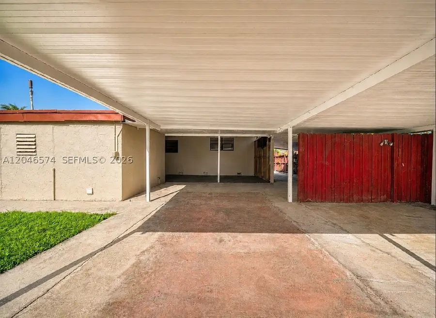 620 NW 182nd Ter, Miami Gardens, FL 33169 - #3