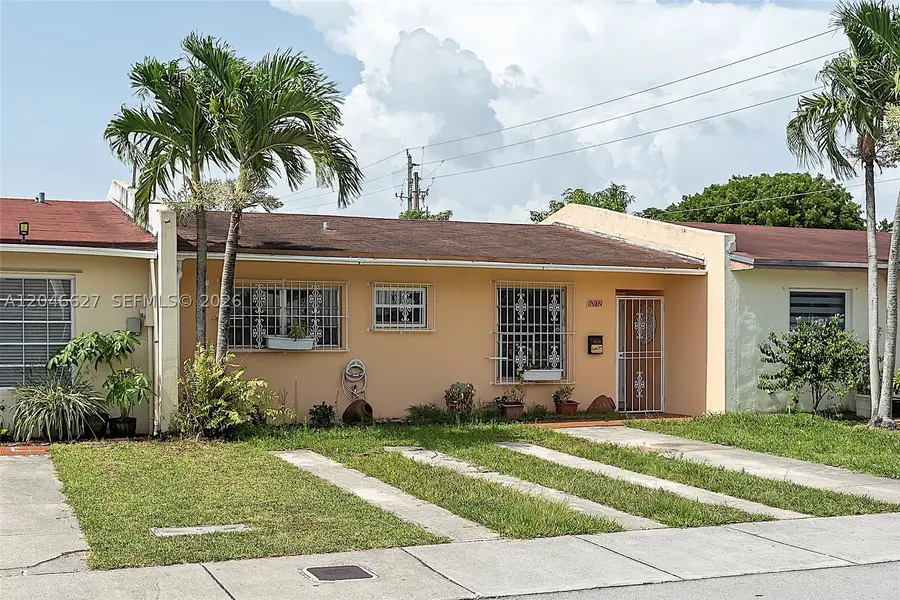 10112 SW 23rd St, Miami, FL 33165 - #2