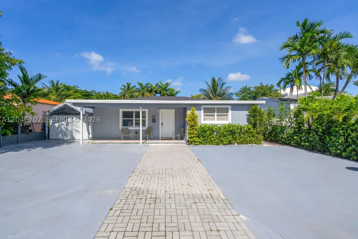 801 NW 17th Ct, Miami, FL 33125 - #1