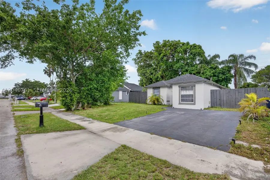 738 SW 7th Ter, Florida City, FL 33034 - #2