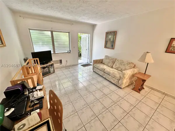 8132 Harding Ave #6, Miami Beach, FL 33141