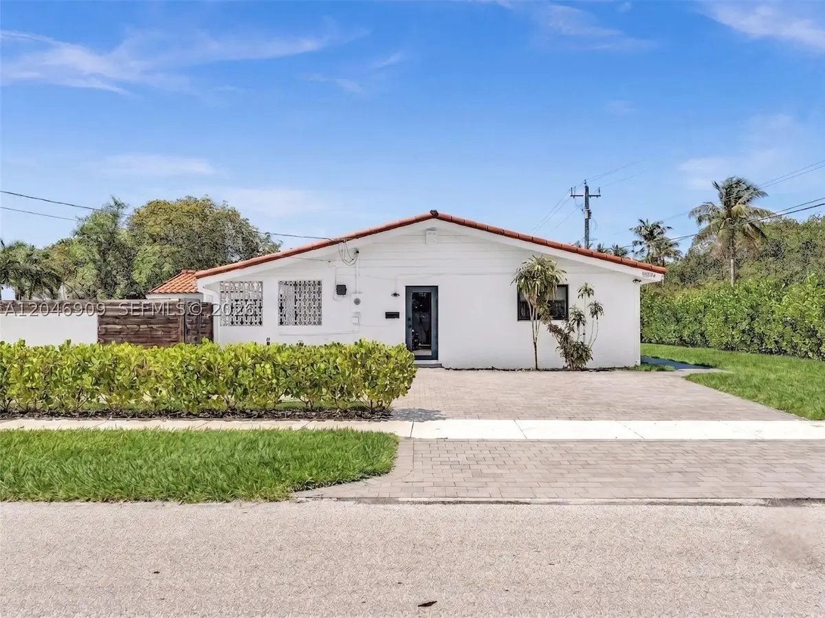 19225 NE 18th Ave, Miami, FL 33179 - #1