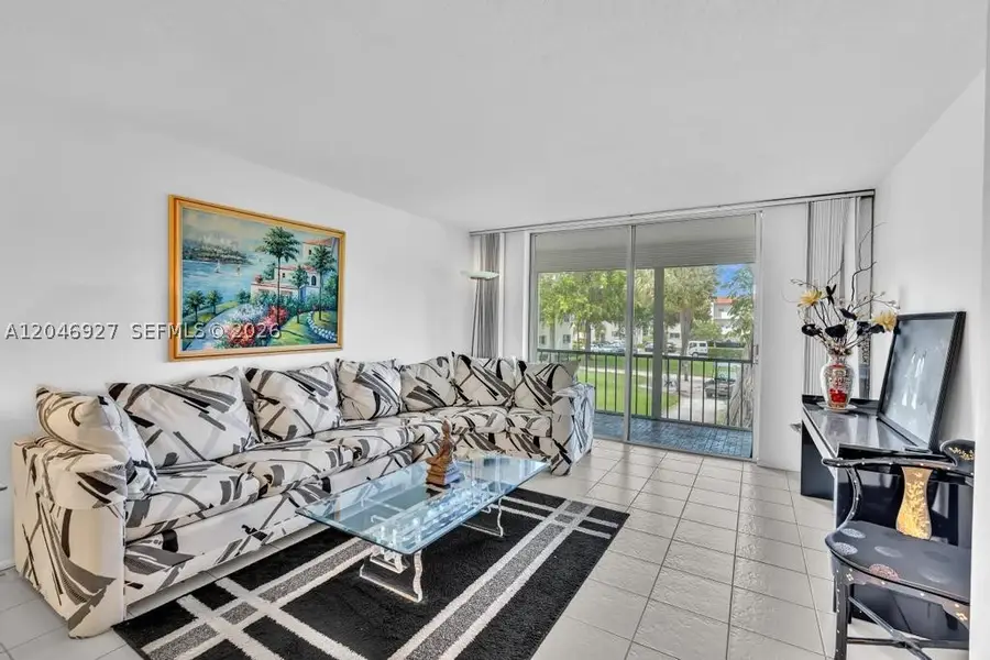 671 S Hollybrook Dr #209, Pembroke Pines, FL 33025 - #2