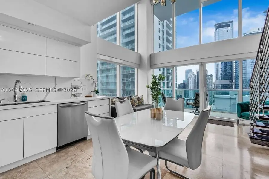 41 SE 5th St #1702, Miami, FL 33131 - #2