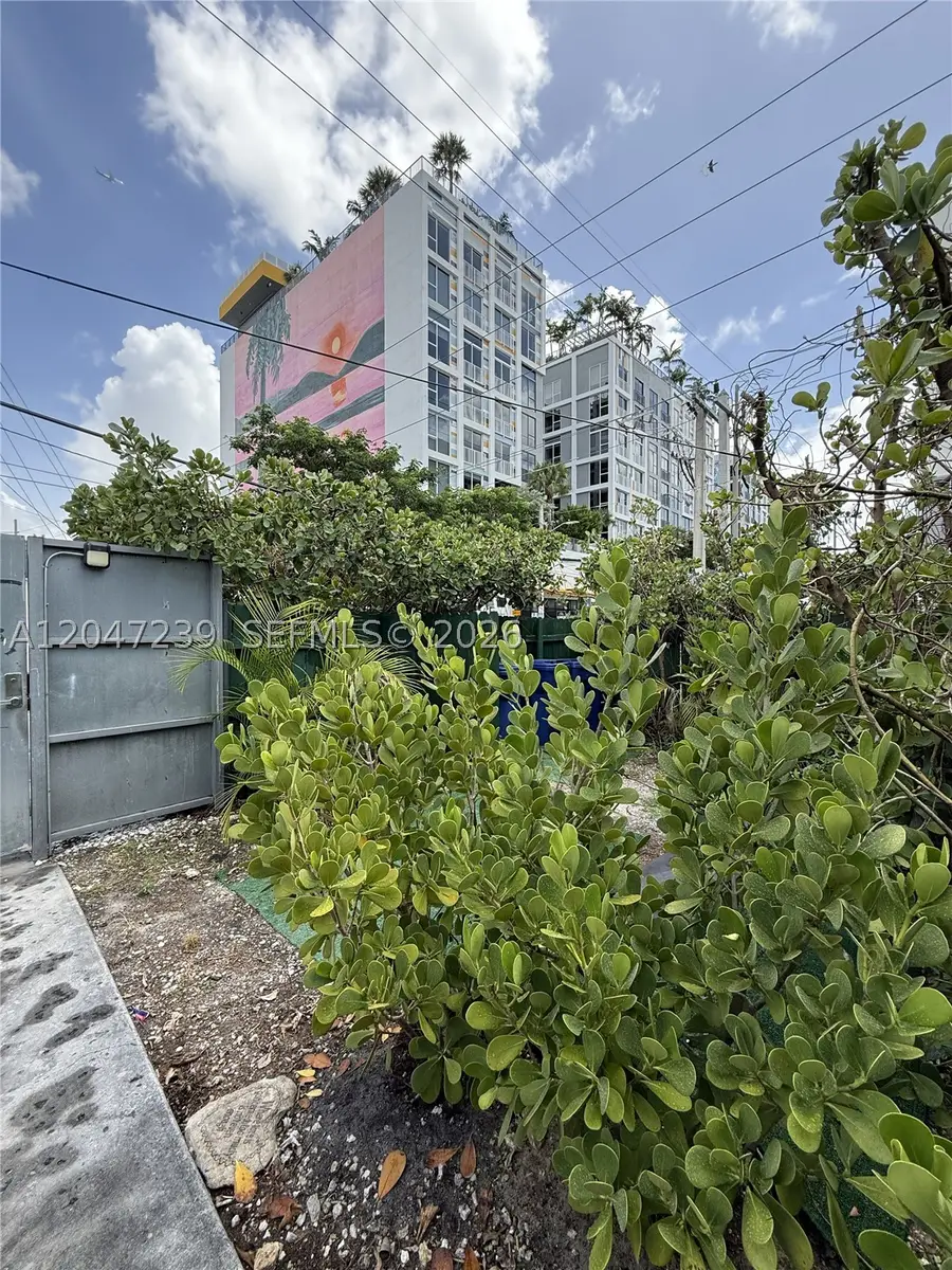 118 NW 24th St, Miami, FL 33127 - #2
