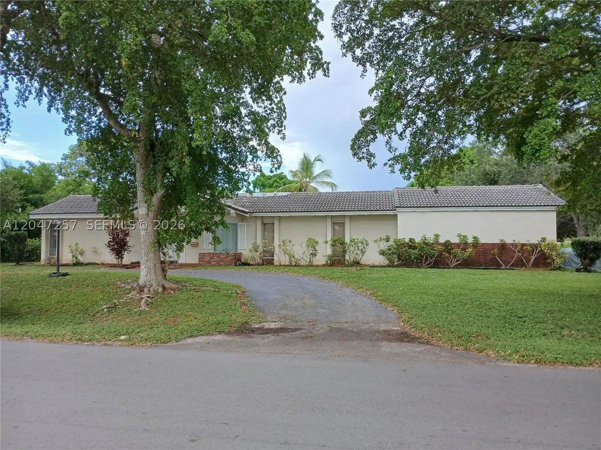 8500 NW 38th St, Coral Springs, FL 33065 - #1