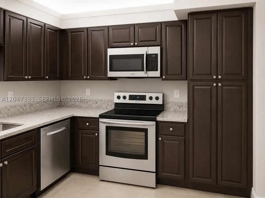 331 Lakeview Dr #203, Weston, FL 33326 - #3