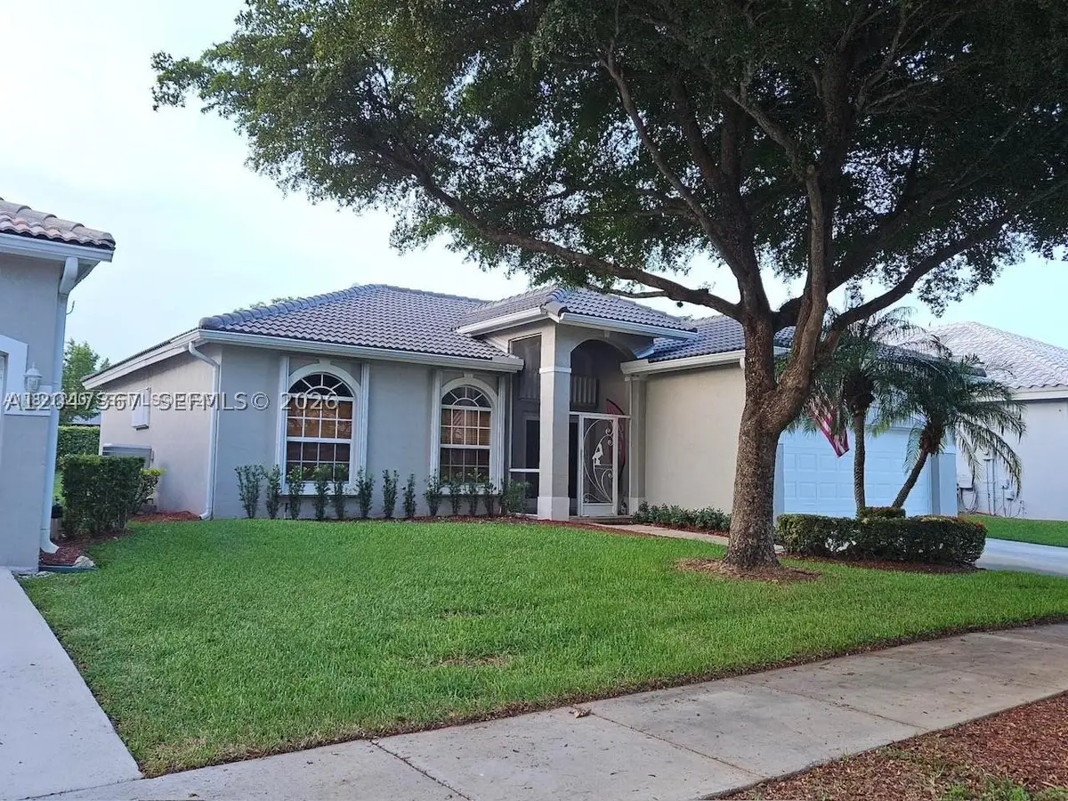 2635 SE 4th Pl, Homestead, FL 33033 - #1