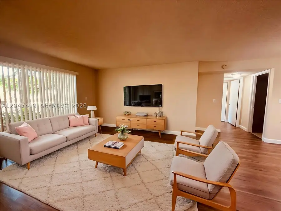 7630 Westwood Dr #305, Tamarac, FL 33321 - #3