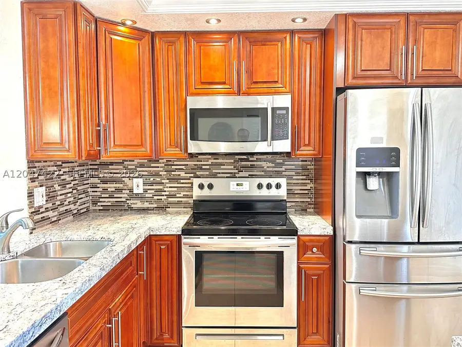 500 NE 12th Ave #705, Hallandale Beach, FL 33009 - #2