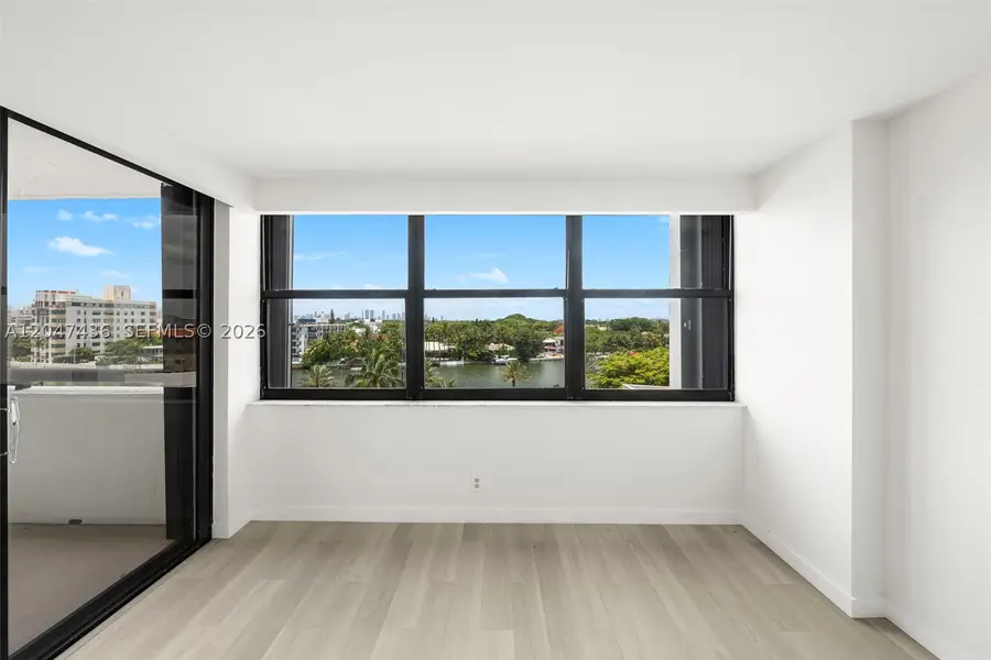 2555 Collins Ave #706, Miami Beach, FL 33140 - #3