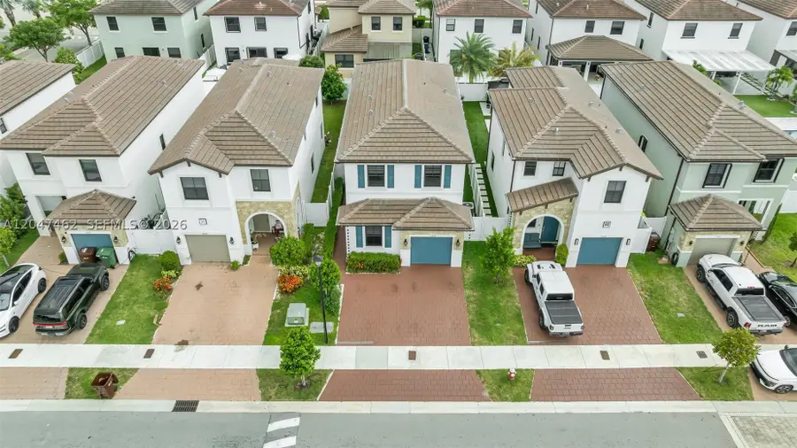 3538 W 108th St, Hialeah, FL 33018 - #2