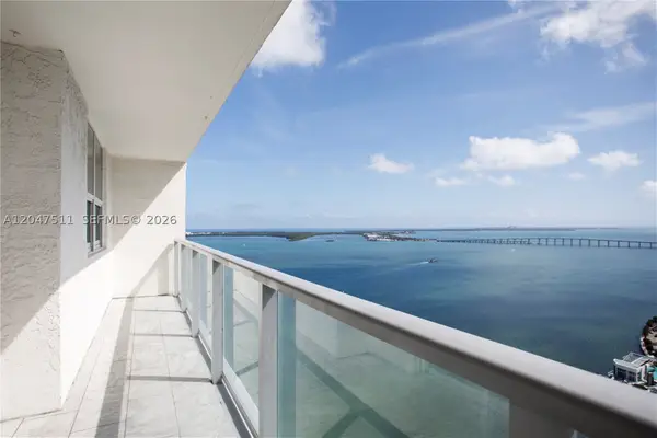 1155 Brickell Bay Dr #3105, Miami, FL 33131