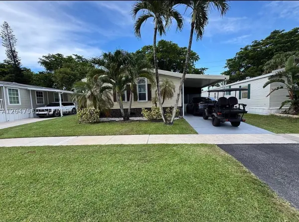 1196 SW 112th Way, Davie, FL 33325