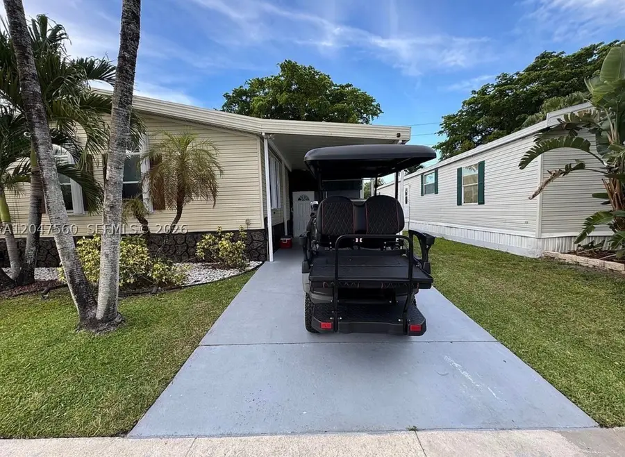 1196 SW 112th Way, Davie, FL 33325 - #2