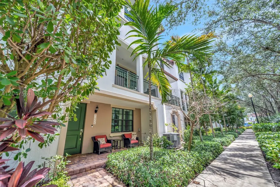 11355 SW 14th St, Pembroke Pines, FL 33025 - #3
