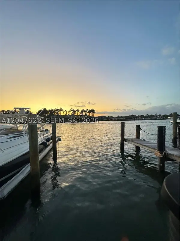 5005 Collins Ave #s-8, Miami Beach, FL 33140