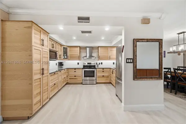 2822 N 34th Ave, Hollywood, FL 33021