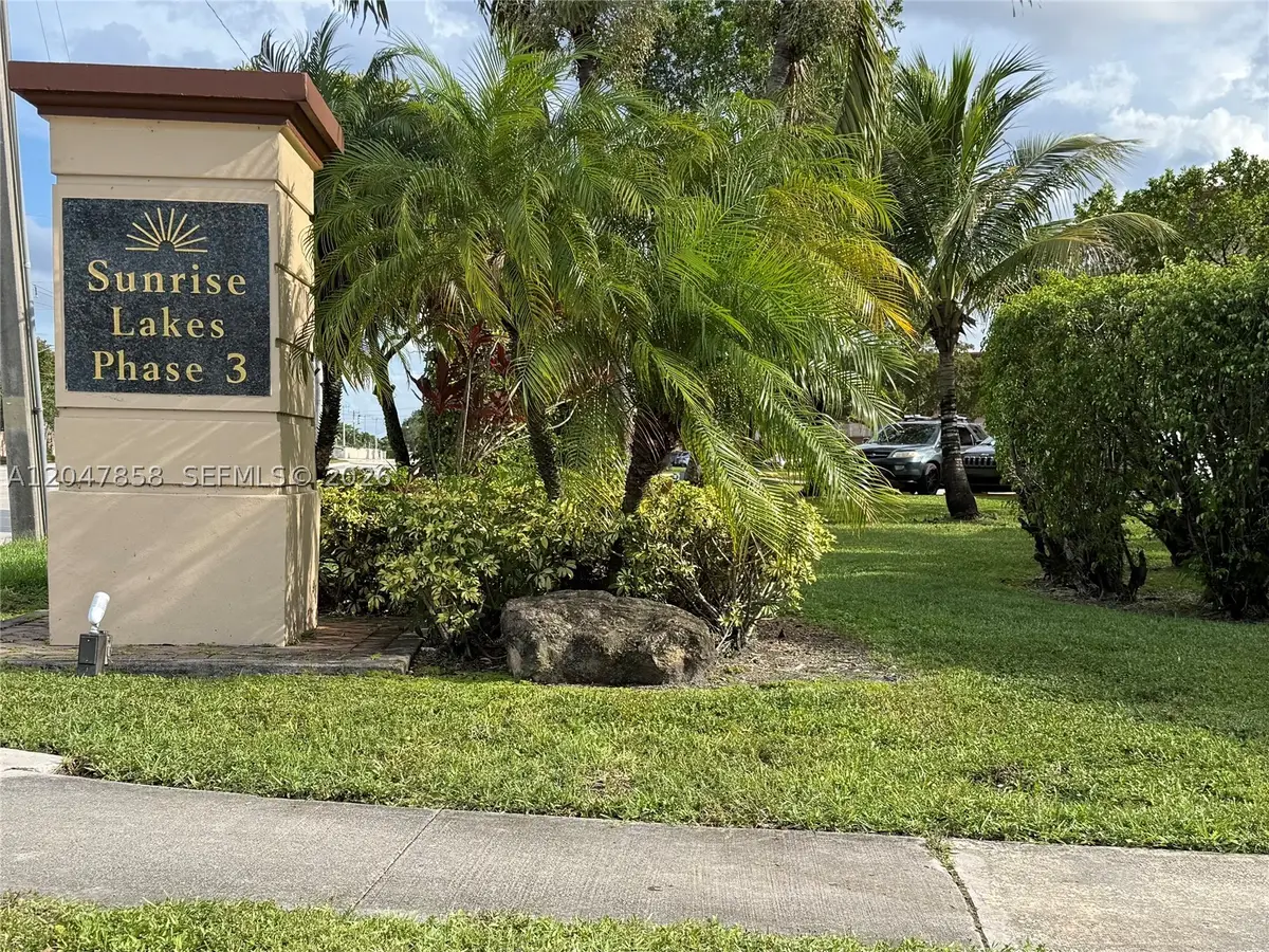 9101 Sunrise Lakes Blvd #215, Sunrise, FL 33322 - #1