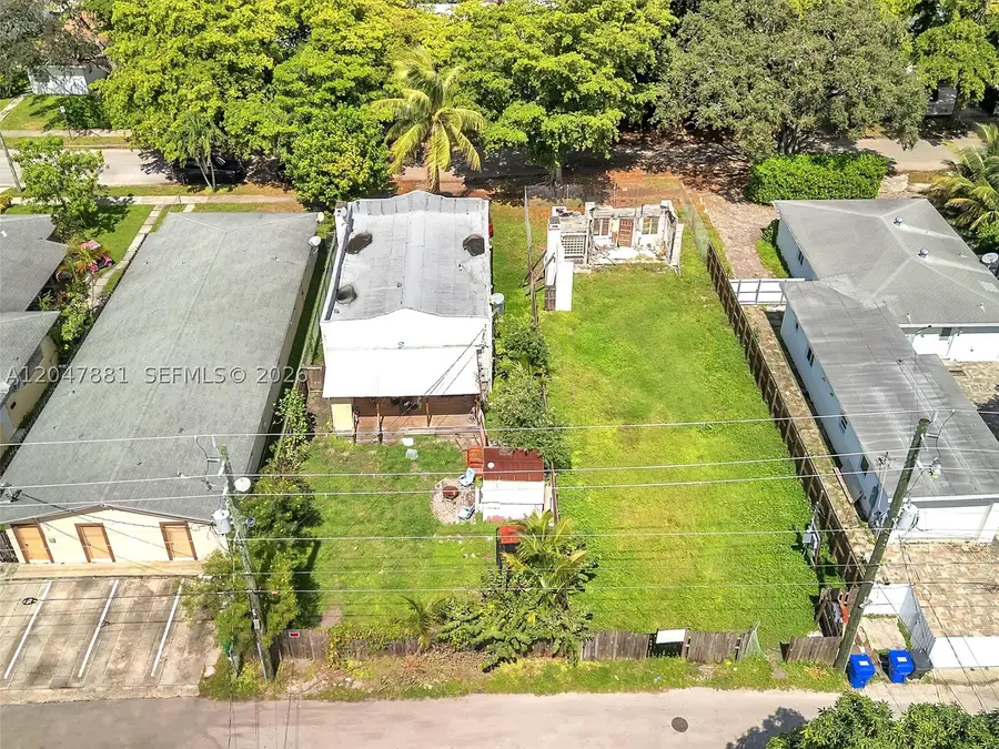 1932 Dewey St, Hollywood, FL 33020 - #2
