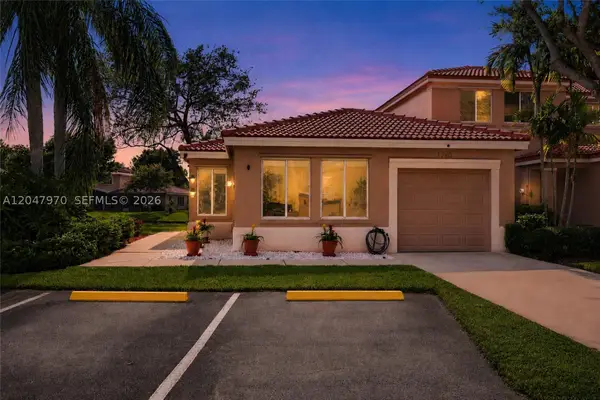 1725 SW 109th Ter, Davie, FL 33324