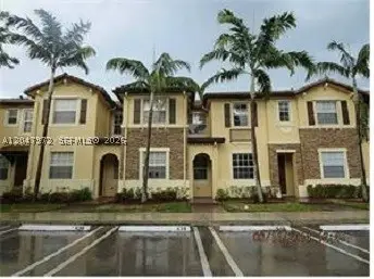 9249 SW 227th St #8-22, Cutler Bay, FL 33190