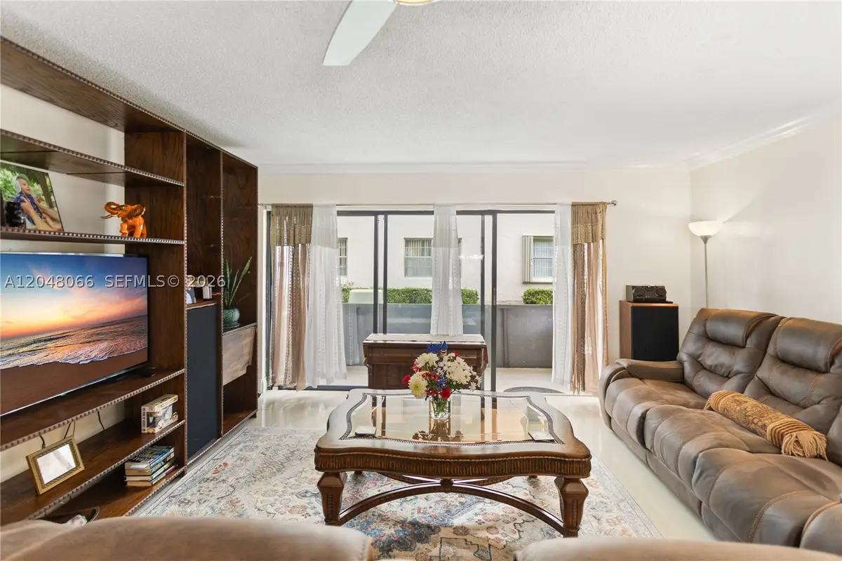204 E Laurel Dr #1204, Margate, FL 3063 - #1