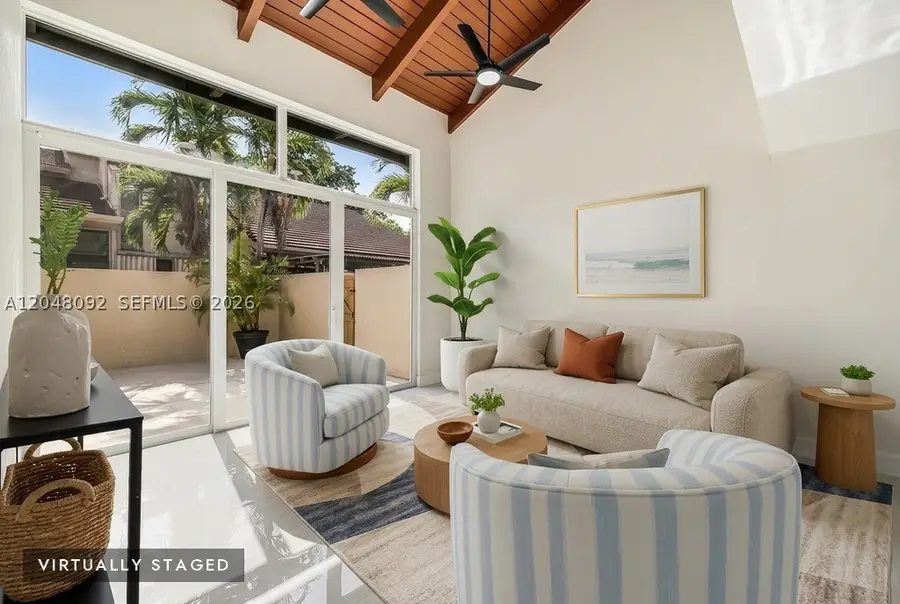 11621 SW 90th St, Miami, FL 33176 - #2