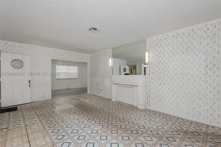 245 NE 48th St, Miami, FL 33137 - #3