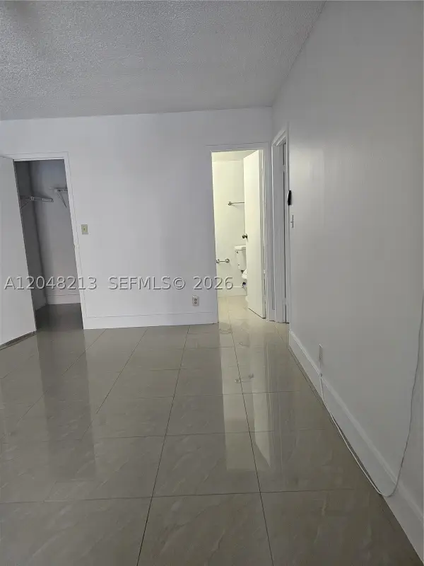 801 Three Islands Blvd #218, Hallandale Beach, FL 33009