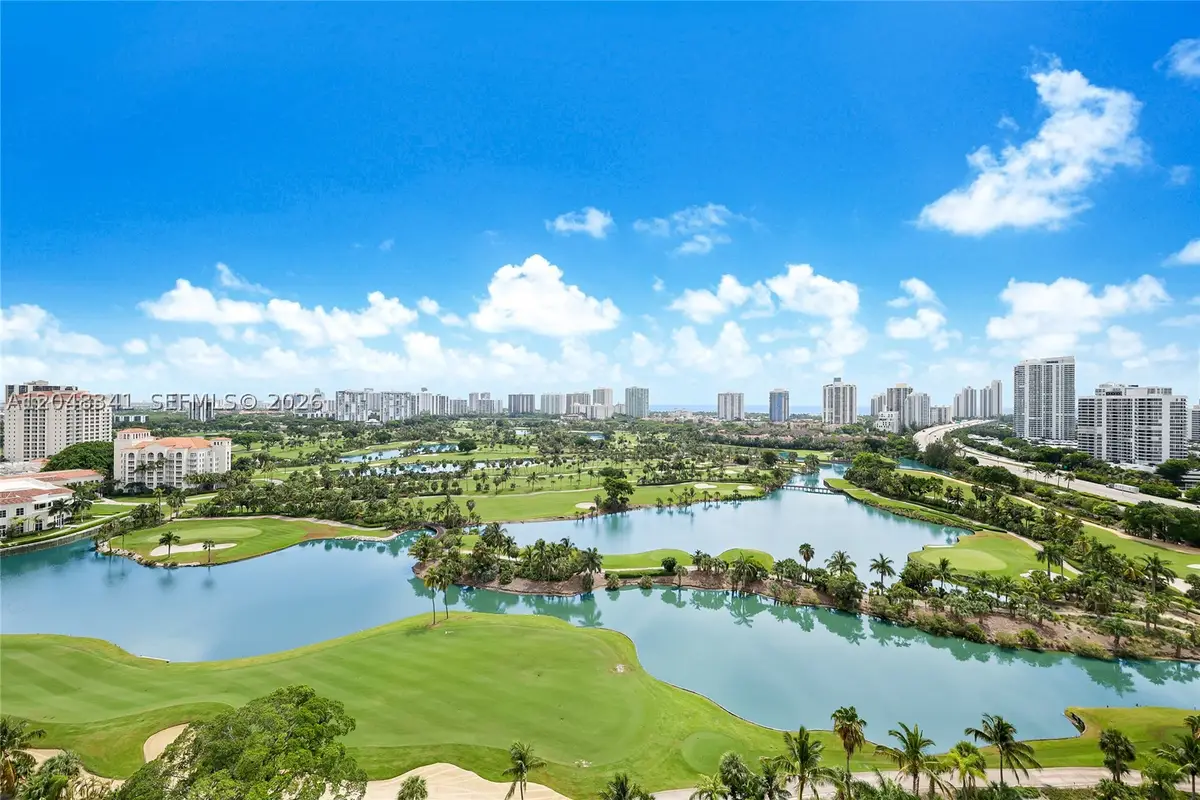 19501 W Country Club Dr #2014, Aventura, FL 33180 - #1