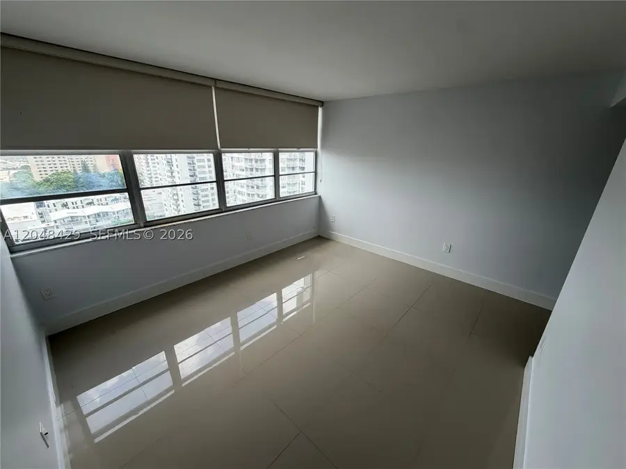 18011 Biscayne Blvd #1802, Aventura, FL 33160 - #3