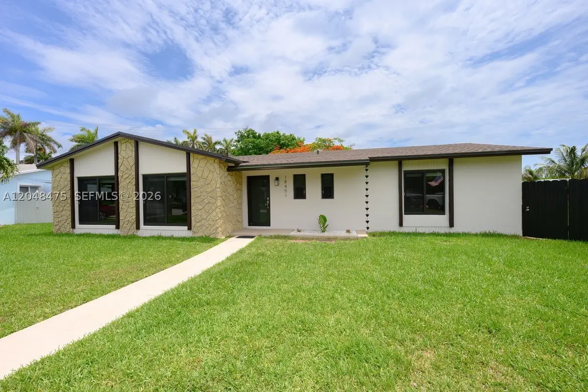 18451 SW 90th Ave, Cutler Bay, FL 33157 - #1