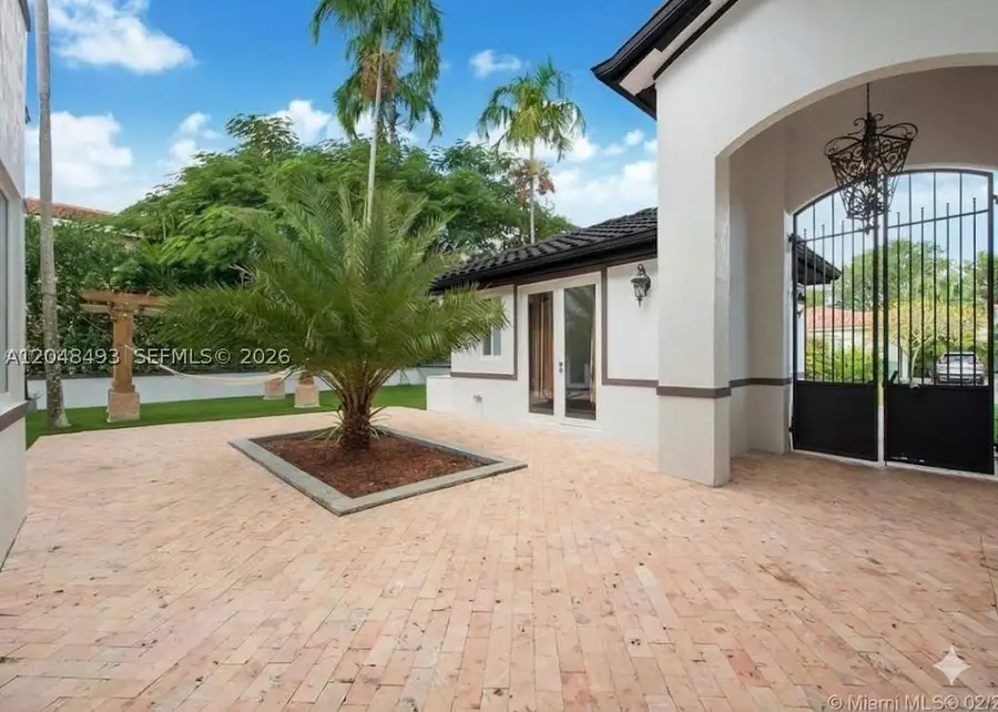 8164 SW 171st St, Palmetto Bay, FL 33157 - #3