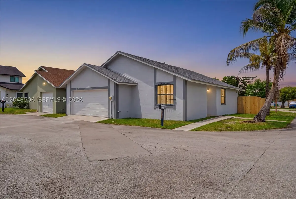 29617 SW 158th Ct, Homestead, FL 33033 - #1
