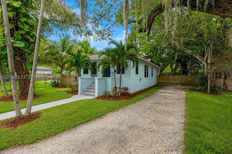 930 NE 132nd St, North Miami, FL 33161 - #2