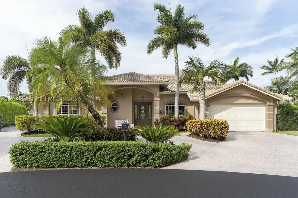 8298 SW 173rd Ter, Palmetto Bay, FL 33157 - #1