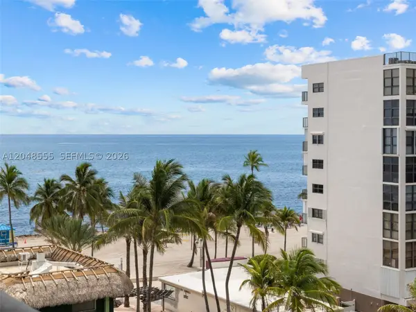 322 SE Buchanan St #703, Hollywood, FL 33019