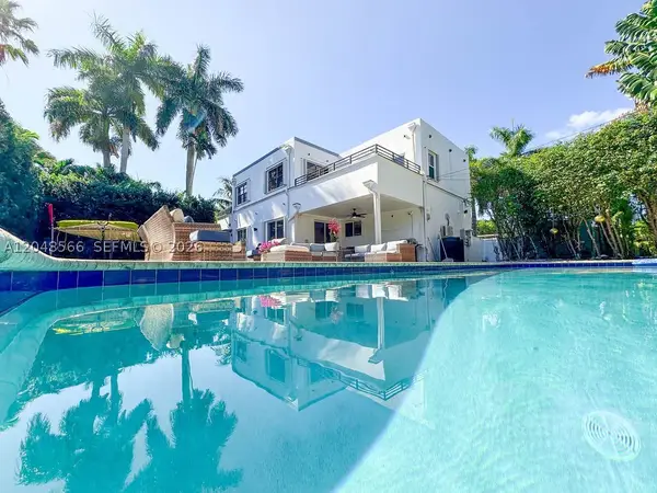1255 Jackson St, Hollywood, FL 33019