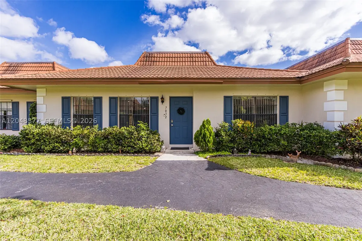 7032 SW 23rd St #16, Davie, FL 33317 - #1